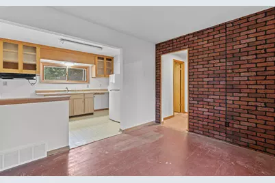 8438 N 68th St, Brown Deer, WI 53223 - Photo 7