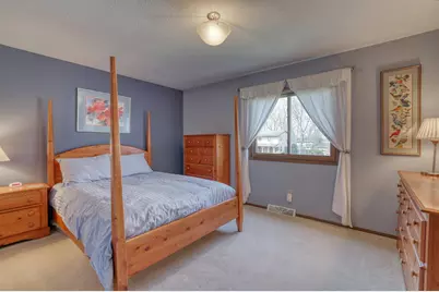 14235 W Wilbur Dr, New Berlin, WI 53151 - Photo 25