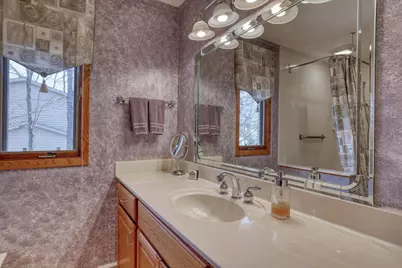 14235 W Wilbur Dr, New Berlin, WI 53151 - Photo 29