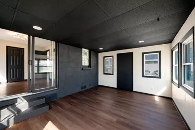 1425 E Van Beck Ave, Milwaukee, WI 53207 - Photo 15