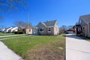 1425 E Van Beck Ave, Milwaukee, WI 53207 - Photo 3