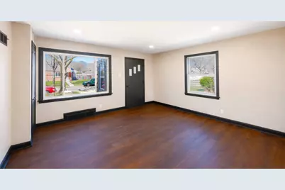 1425 E Van Beck Ave, Milwaukee, WI 53207 - Photo 5