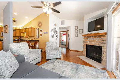 N43W32953  Rasmus Rd #3-H, Nashotah, WI 53058 - Photo 7