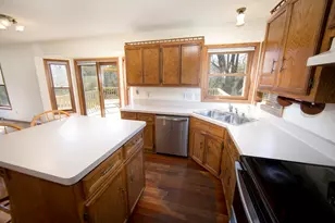 4445 S Longview Dr, New Berlin, WI 53151 - Photo 7