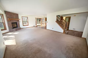 4445 S Longview Dr, New Berlin, WI 53151 - Photo 3
