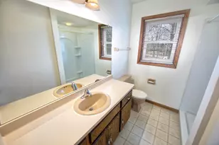 4445 S Longview Dr, New Berlin, WI 53151 - Photo 13