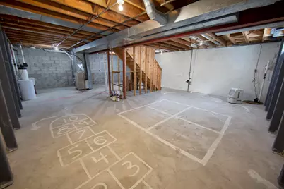 4445 S Longview Dr, New Berlin, WI 53151 - Photo 19