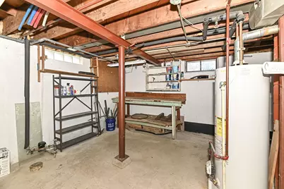 1910  Washington Rd, Kenosha, WI 53140 - Photo 27