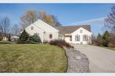 W220N7288  Coventry Meadows Ct, Lisbon, WI 53089 - Photo 1