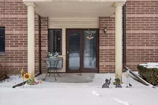 530 N Silverbrook Dr, West Bend, WI 53090 - Photo 17