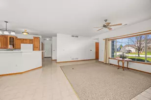 6615 Spring Hill Dr, Racine, WI 53406 - Photo 19