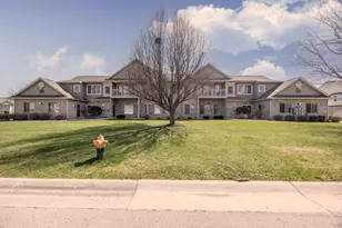 6615 Spring Hill Dr, Racine, WI 53406 - Photo 43