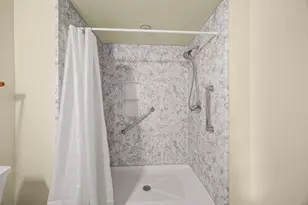 6615 Spring Hill Dr, Racine, WI 53406 - Photo 15