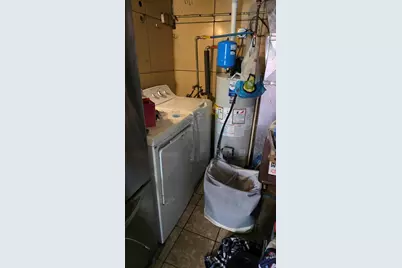 105 N Jefferson St, Racine, WI 53185 - Photo 7