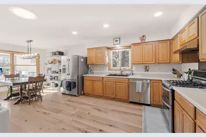 2505 E Lakeshore Dr, Twin Lakes, WI 53181 - Photo 11