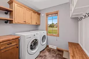 N72W23113 Waterbury Ct, Sussex, WI 53089 - Photo 15