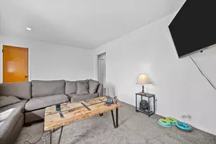 4512 N 71st St, Milwaukee, WI 53218 - Photo 9