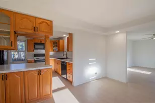 211 Lynn St, Watertown, WI 53098 - Photo 7