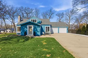 926 Sauganash Dr, Fontana, WI 53125 - Photo 41