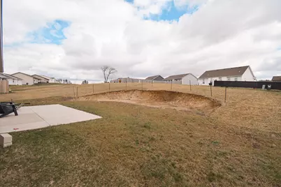 3130  Emerald Dr, Janesville, WI 53546 - Photo 23