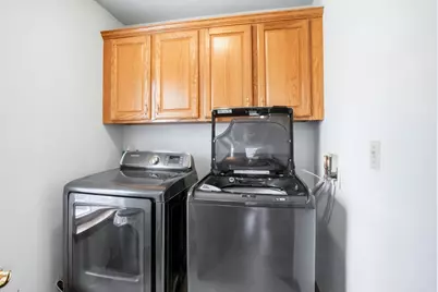 202  Stocks Dr, Delafield, WI 53018 - Photo 15