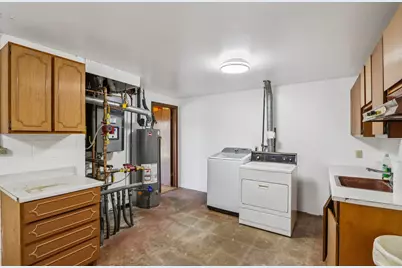 428  Ridge Ave, Burlington, WI 53105 - Photo 47