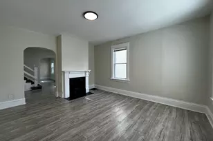 739 Villa St, Racine, WI 53403 - Photo 3