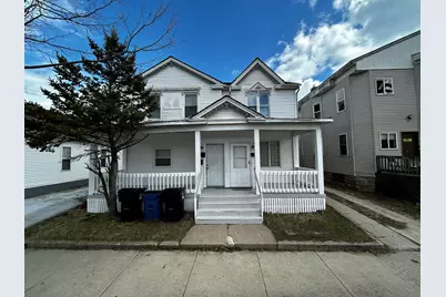 739  Villa St, Racine, WI 53403 - Photo 1