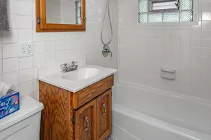 2323 E Falling Heath Pl, Milwaukee, WI 53207 - Photo 19