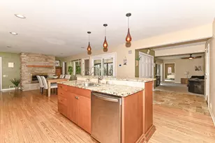 8801 Hart Dr, Racine, WI 53185 - Photo 13