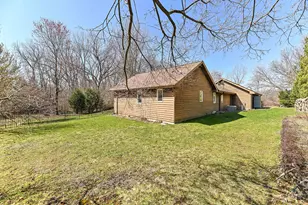 8801 Hart Dr, Racine, WI 53185 - Photo 39