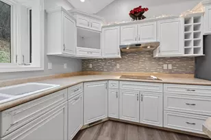 3630 Deerfield Pl, La Crosse, WI 54601 - Photo 7