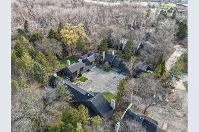 78  Woodfield Ct, Racine, WI 53402 - Photo 3