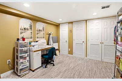 78  Woodfield Ct, Racine, WI 53402 - Photo 23