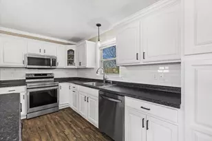 609 Clinton St, Horicon, WI 53032 - Photo 7