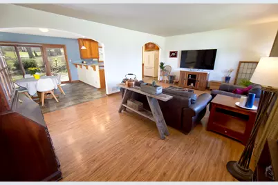 W254S6440  McGregor Ct, Vernon, WI 53189 - Photo 3