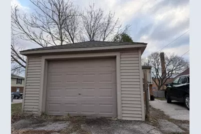 2657 N 52nd St, Milwaukee, WI 53210 - Photo 5