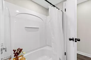 603 Meadowbrook Dr, West Bend, WI 53090 - Photo 33