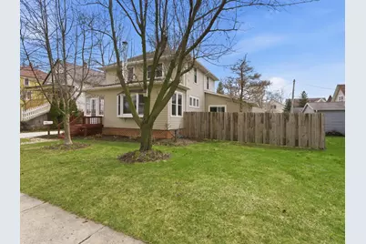 235  Monroe St, Sheboygan Falls, WI 53085 - Photo 3