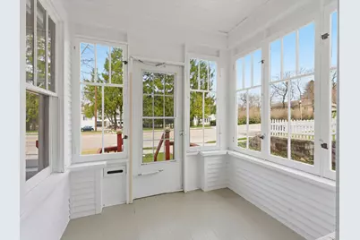 235  Monroe St, Sheboygan Falls, WI 53085 - Photo 5