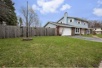 1000  School Dr, Waukesha, WI 53189 - Photo 29