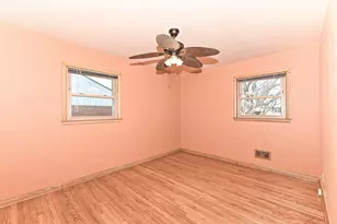 3423 E Whittaker Ave, Cudahy, WI 53110 - Photo 21