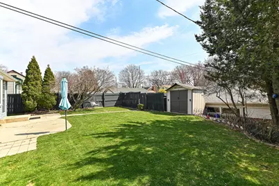 3423 E Whittaker Ave, Cudahy, WI 53110 - Photo 33