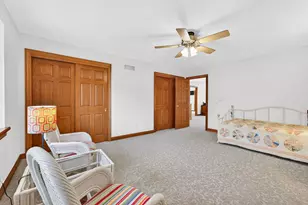 8623 S Country Club Dr, Franklin, WI 53132 - Photo 25