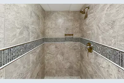 8623 S Country Club Dr, Franklin, WI 53132 - Photo 35