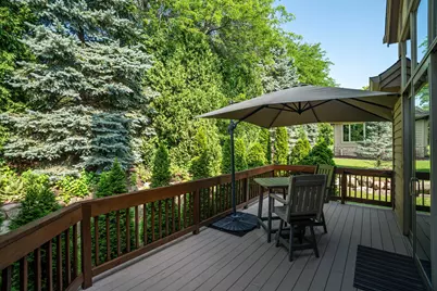 8623 S Country Club Dr, Franklin, WI 53132 - Photo 43