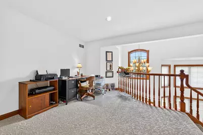 8623 S Country Club Dr, Franklin, WI 53132 - Photo 21