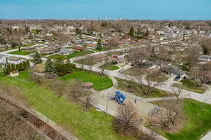 4386 S Honey Creek Dr, Greenfield, WI 53220 - Photo 45