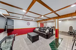 4386 S Honey Creek Dr, Greenfield, WI 53220 - Photo 25