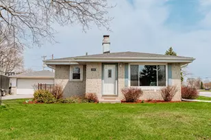 4386 S Honey Creek Dr, Greenfield, WI 53220 - Photo 29